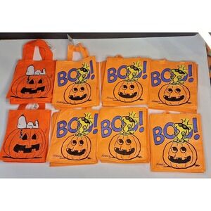 Lot of 8 hallmark felt Halloween bags Peanuts snoopy woodstock pumpkin